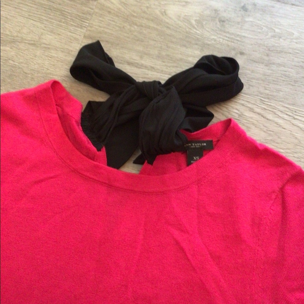 Ann Taylor x Kate Hudson Pink Top with Bow - Picture 5 of 5